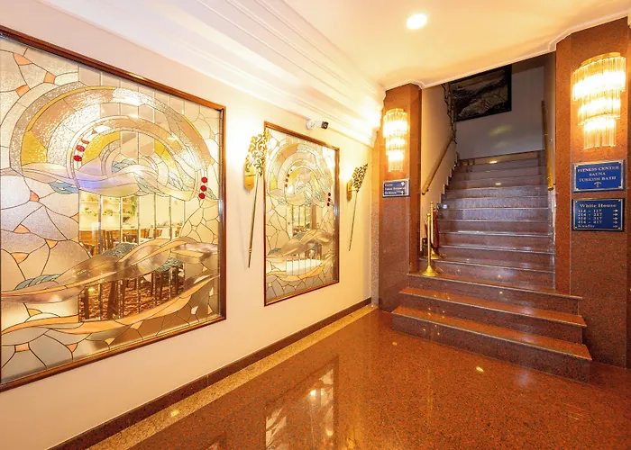 Grand Anka Hotel