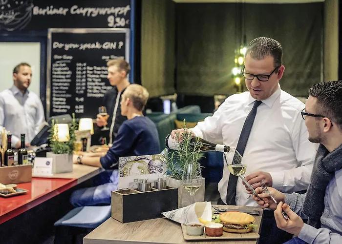Сity center hotels Mercure & Residenz Berlin Checkpoint Charlie
