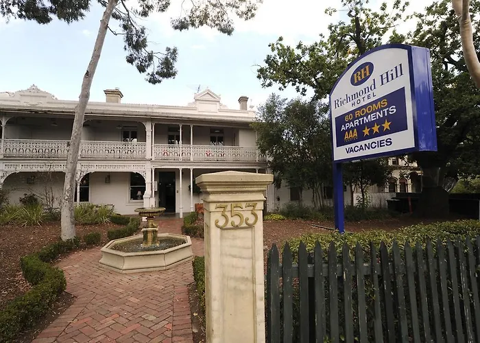 Cheap hotel: Richmond Hill Hotel