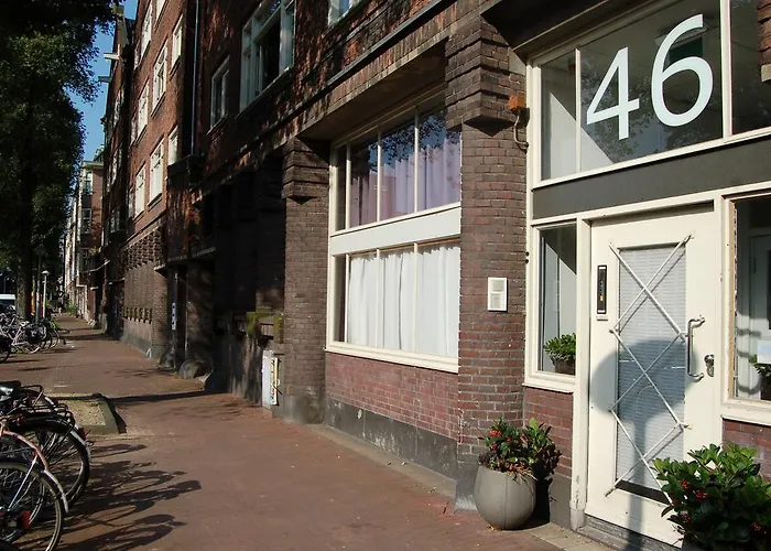Amsterdam House Of Arts & Crafts
