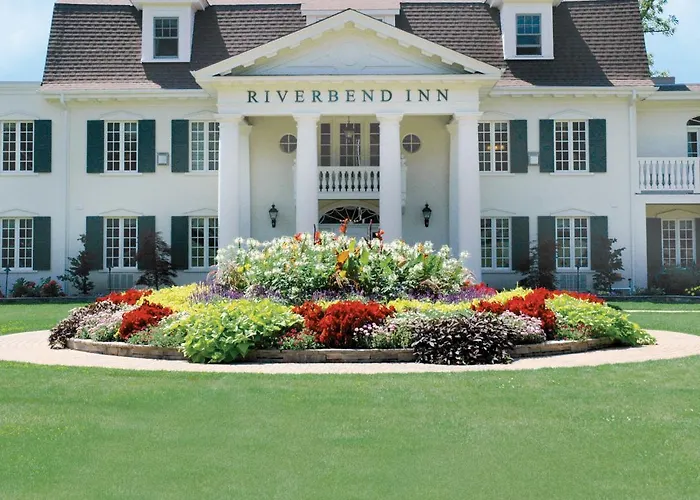 Beach Hotels Riverbend Inn & Vineyard