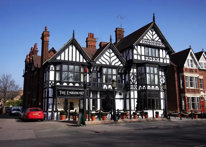 Embankment Hotel