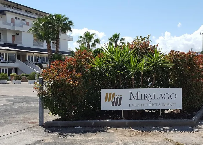  Miralago