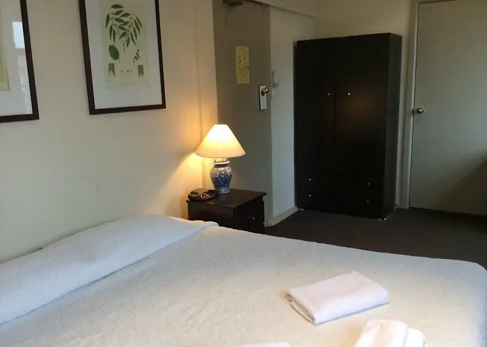 Cheap hotel: Richmond Hill Hotel