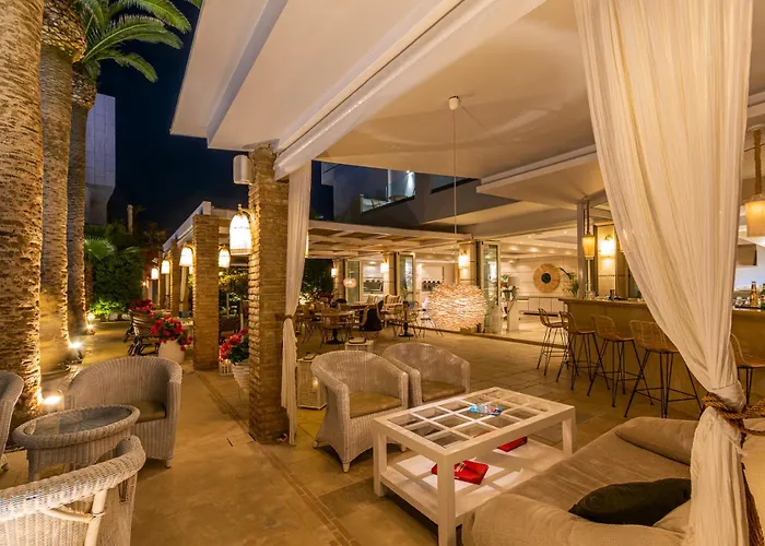 Drossia Palms And Nisos Beach Suites