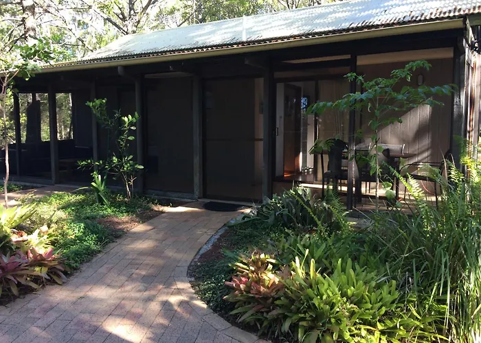 Jacuzzi hotel: Byron Bay Rainforest Resort