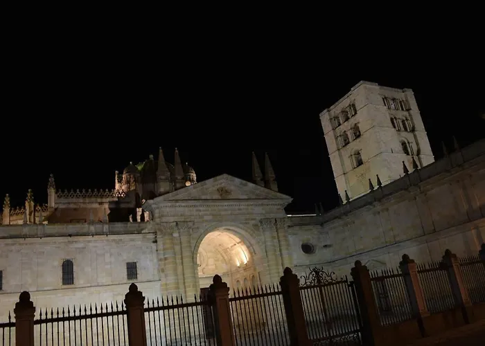 Zamora s
