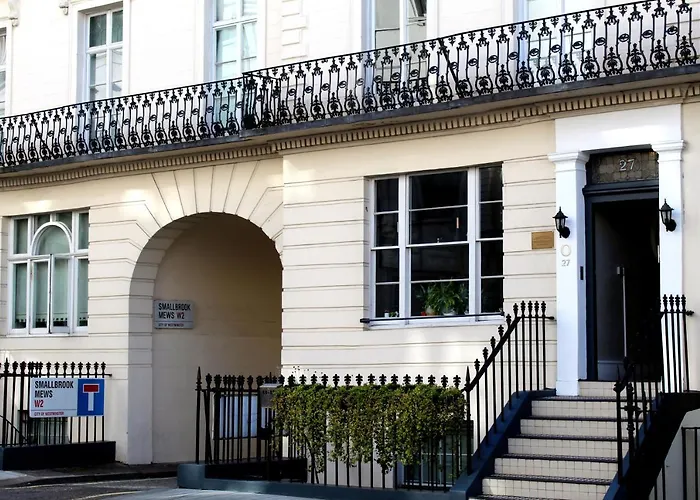  25 Paddington