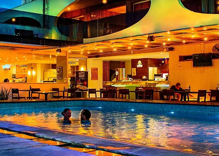 Hotel Cocoon & Lounge