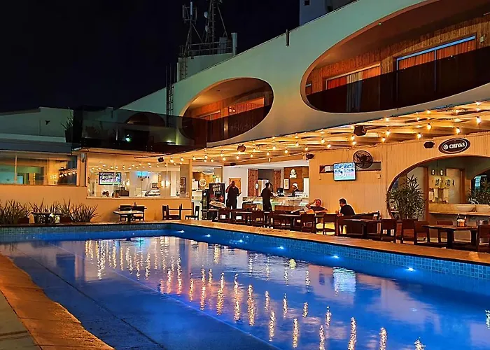 Hotel Cocoon & Lounge