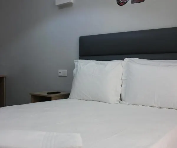 Cheap hotels O Eletrico Guesthouse